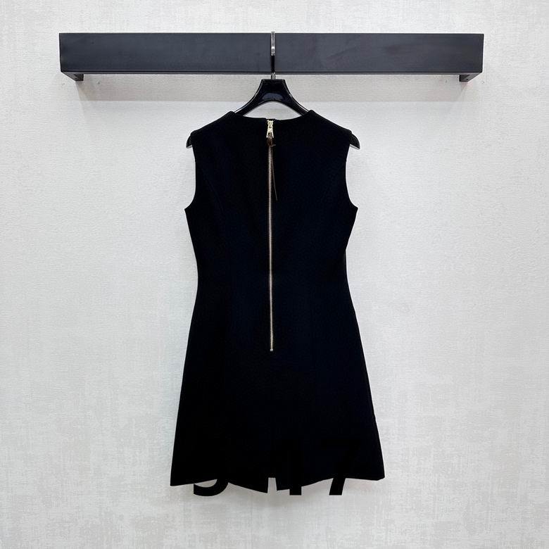 LV S-XL   (176)